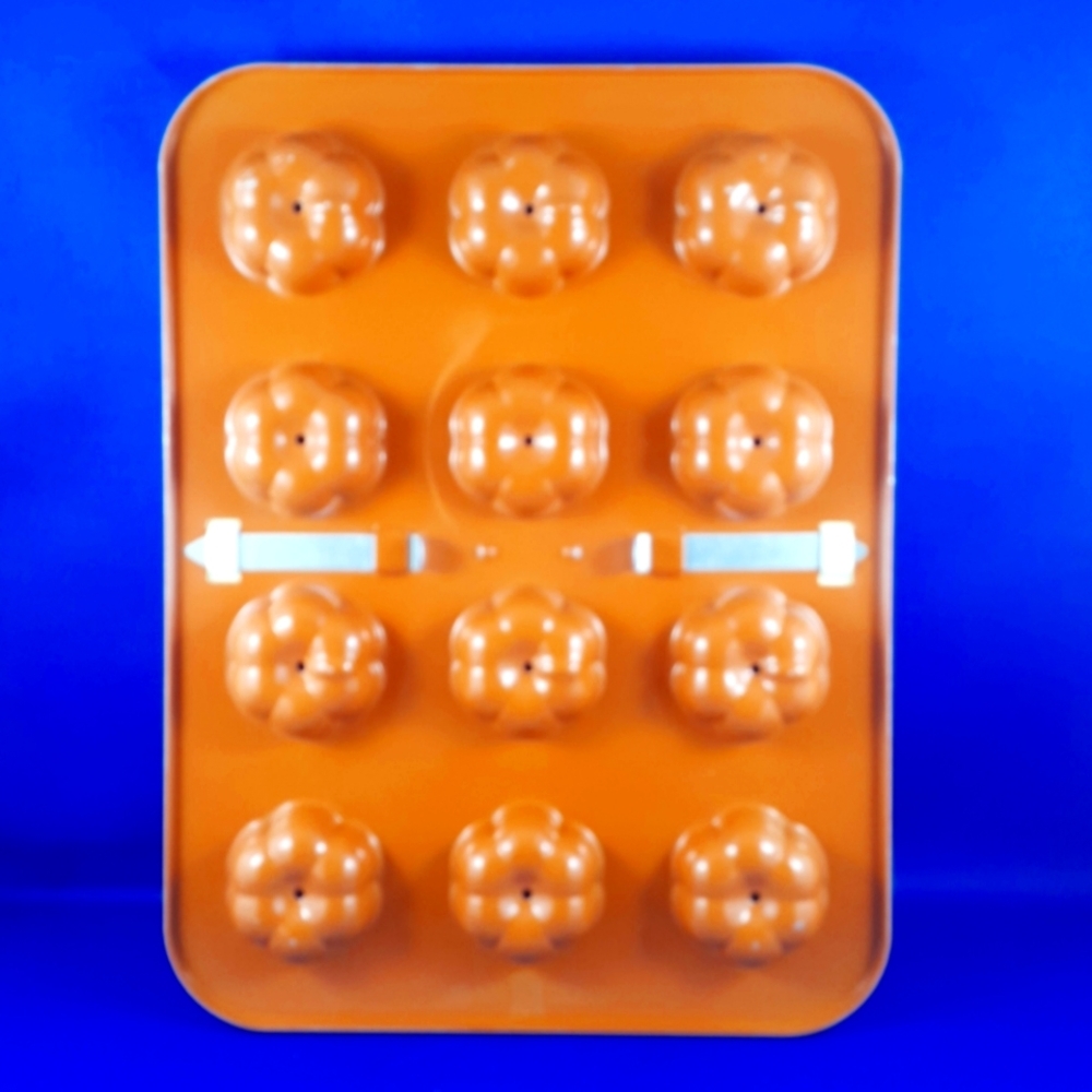 Nordic Ware Floral Cake Pops Pan (2-pce locking)